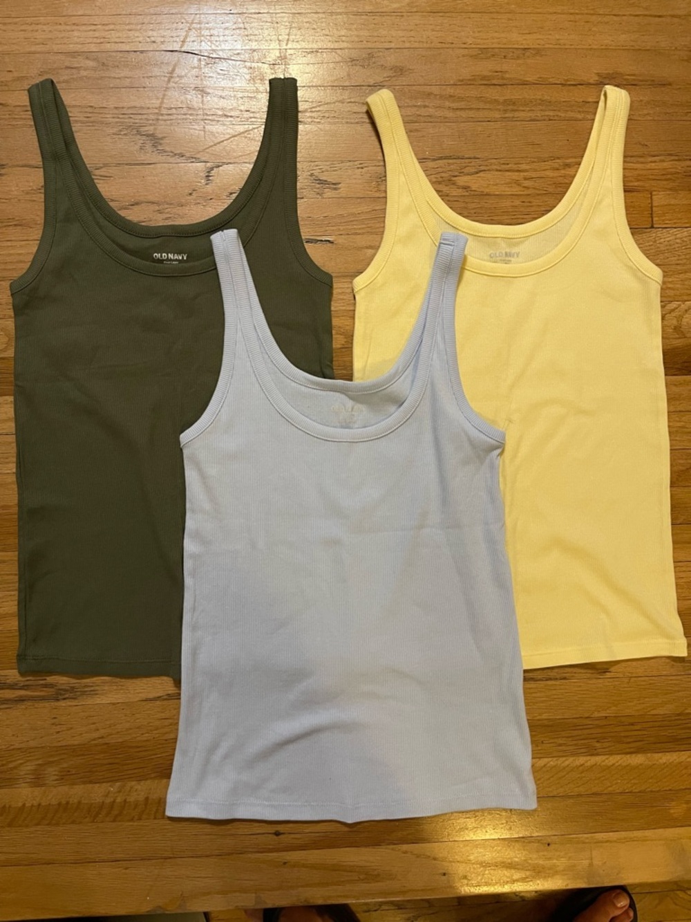 Old Navy Olive Ribbed Tank Top - Scoop Neck Basic. NEVER USED